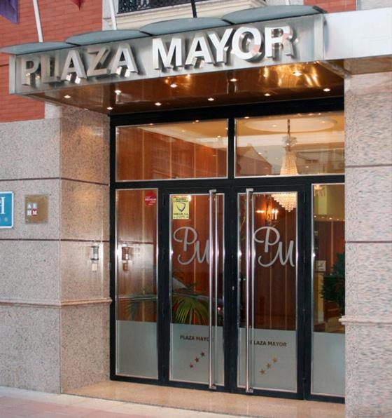 Hostal Plaza Mayor Torrejón de Ardoz Exterior foto